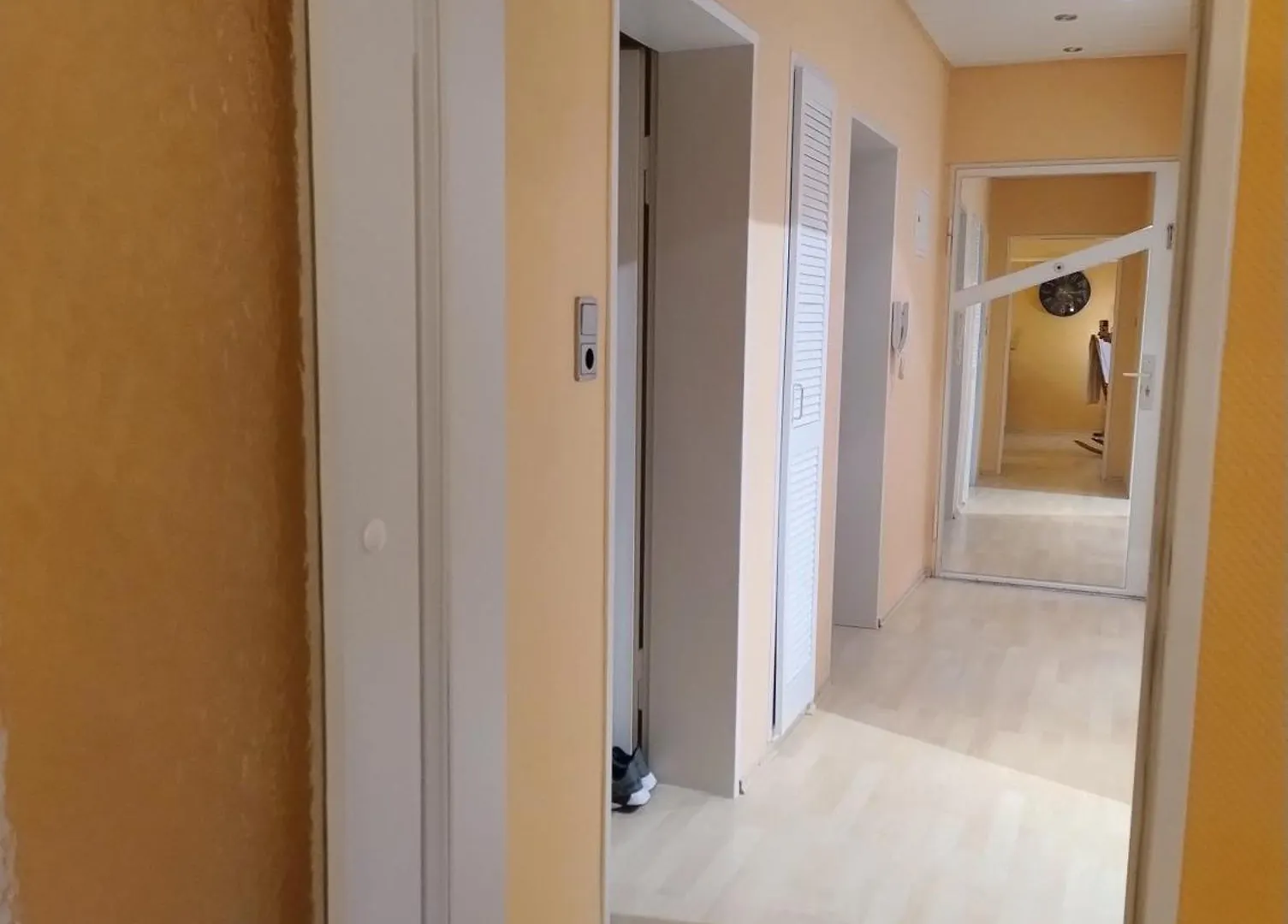 Casa Dami - Charmante Ferien- Und Monteurwohnung In Flughafennaehe Hügelsheim